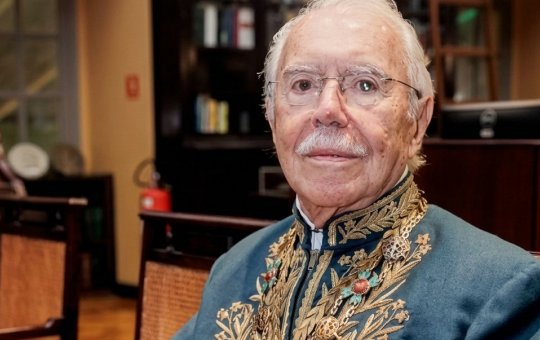 José Sarney é internado em São Luís após apresentar desconforto abdominal