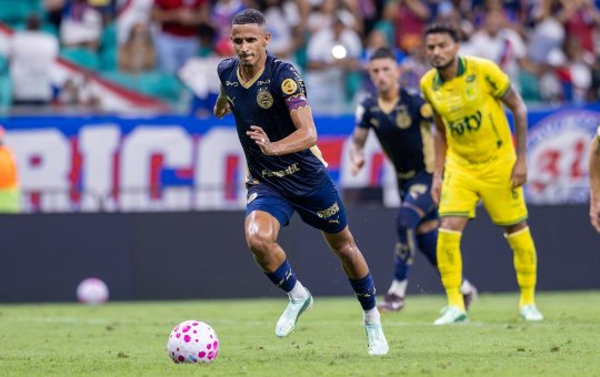 De volta para casa após data FIFA, Bahia vence Mirassol com gol de pênalti de Juba e sobe na tabela