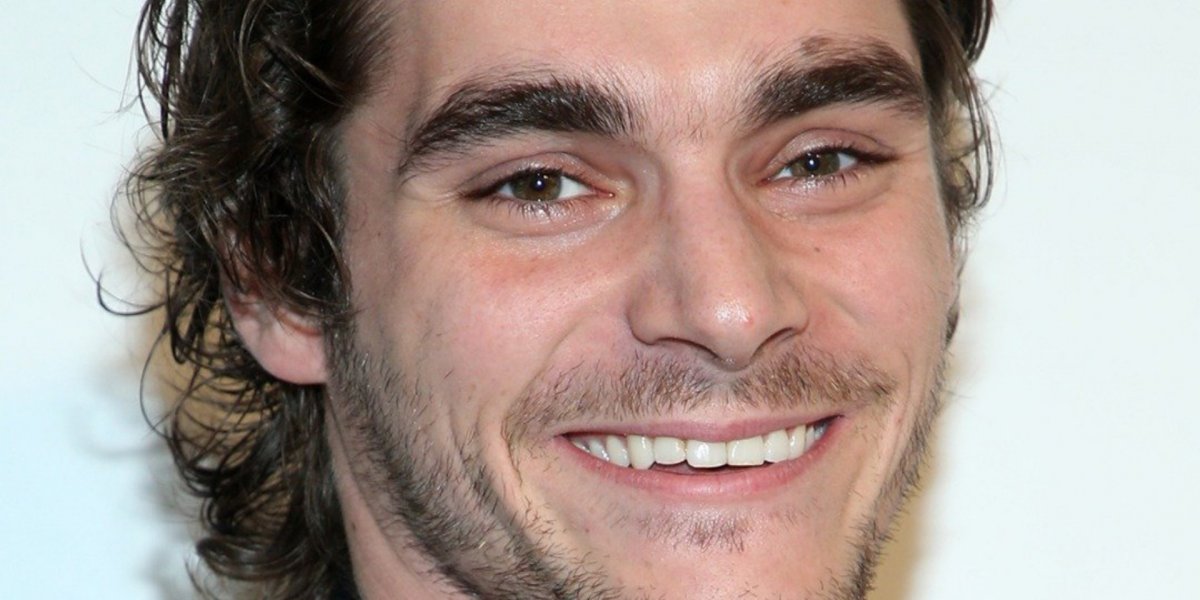 Morre RJ Mitte, ator de Breaking Bad, aos 34 anos