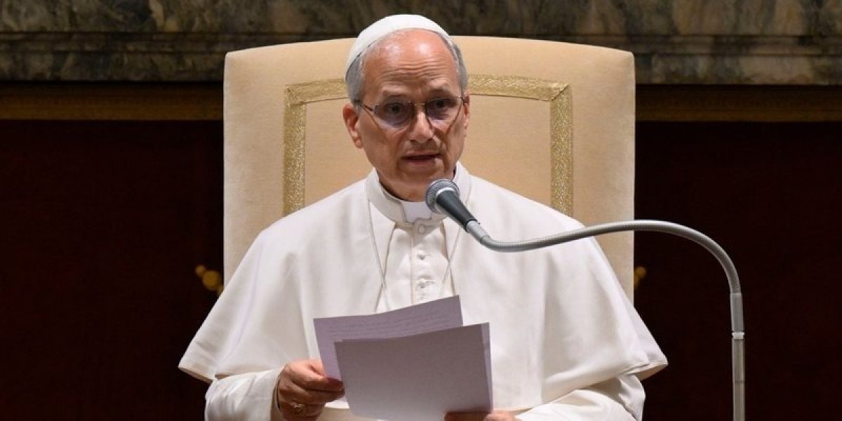 Papa Leão XIV é internado para cirurgia de retirada de nódulo no pulmão