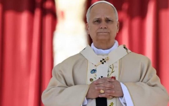Chanceler do Vaticano demonstra preocupação com cirurgia para retirada de nódulo no pulmão do papa Leão XIV