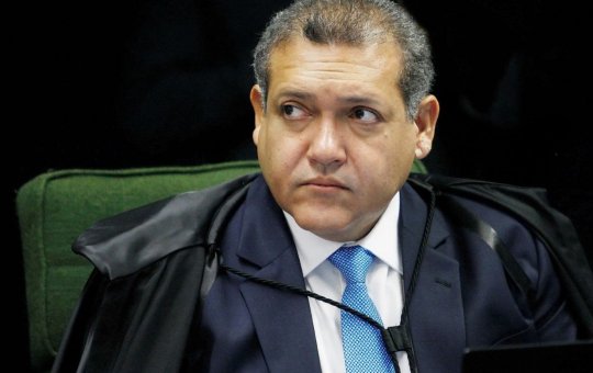 Após registro no TSE, ‘Exército do Lula’ recebe autorização de Nunes Marques para voltar ao WhatsApp