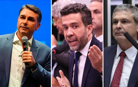 Flávio Bolsonaro processa Janones e Lindbergh por vídeo sobre aposentadoria