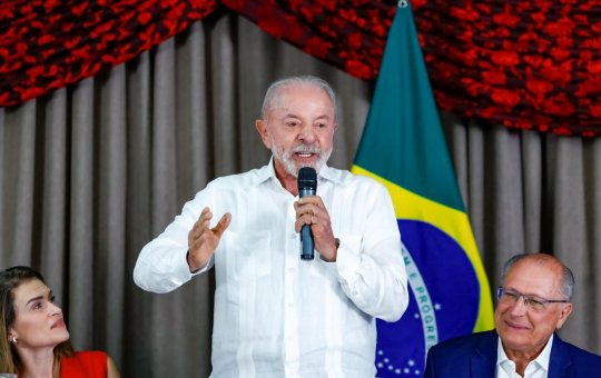 Lula anuncia PEC para garantir transporte público gratuito aos fins de semana