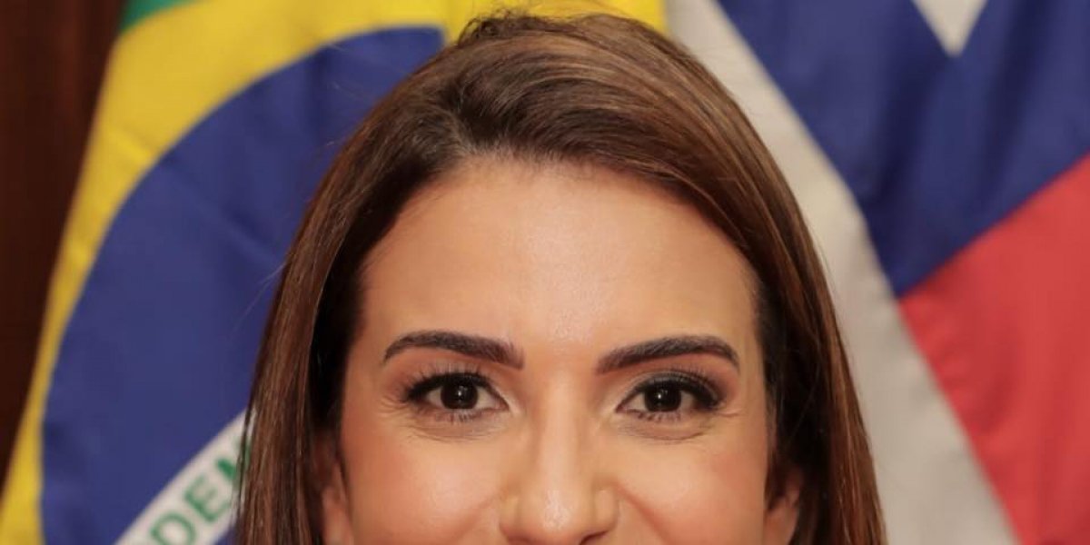 Deputada Roberta Roma volta a ser internada após sentir dores no peito