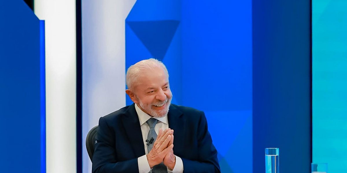 Lula fala sobre sua visão econômica: “Muito dinheiro na mão de poucos é pobreza”