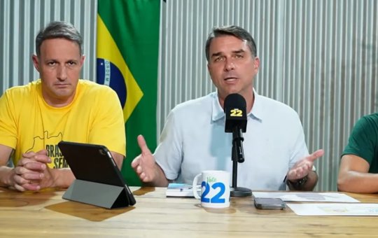 Flávio Bolsonaro defende maioridade penal aos 16 anos para cimes hediondos