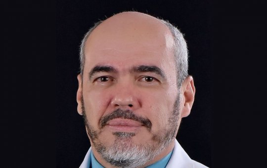 Médico alerta para os riscos de mergulhar de cabeça: "pode levar à morte"