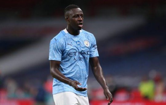 Atleta do Manchester City, Benjamin Mendy recebe mais duas acusações de estupro