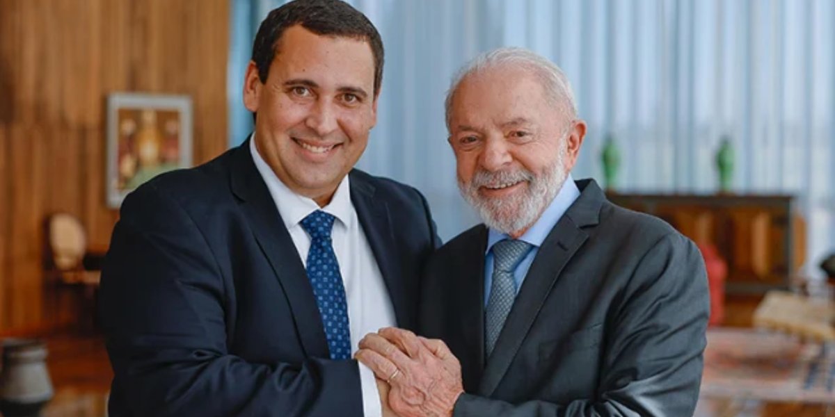 Secretário Nacional de Comunicação do PT, Éden Valadares e presidente Luiz Inácio Lula da Silva