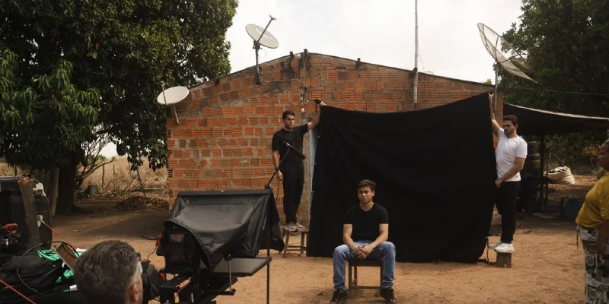 Bastidores de vídeo de Nikolas Ferreira sobre Nordeste geram críticas por encenação