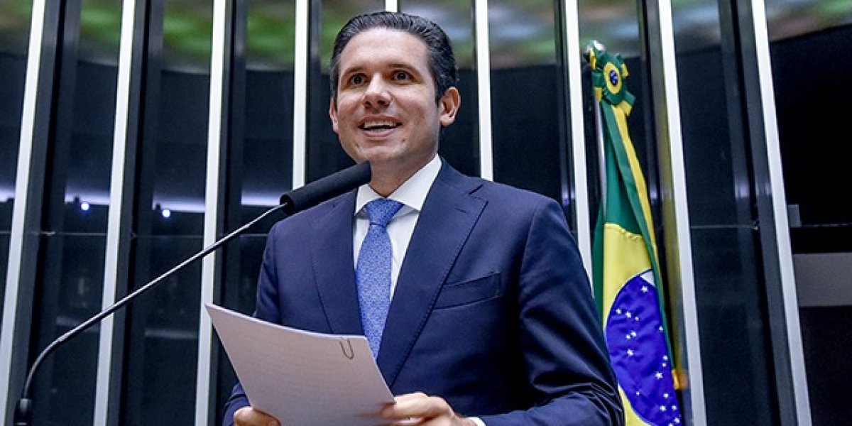 Hugo Motta recebe apoio de mais dois partidos visando reeleição à presidência da Câmara