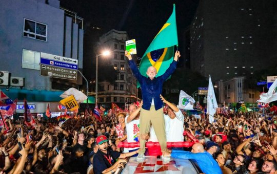 Lula convoca “Exército” de apoiadores para live e diz que “batalha vai ser dura”