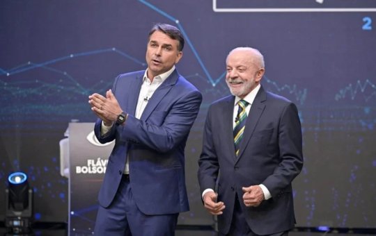 Globo anuncia que não fará checagem de fatos ao vivo no debate desta sexta (23) entre Lula e Flávio Bolsonaro