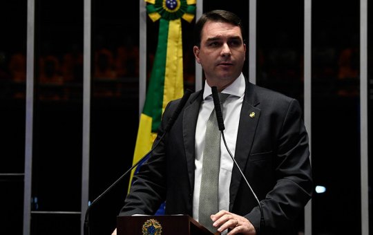 Após derrota para Lula, Flávio Bolsonaro ficará sem mandato pela primeira vez em 24 anos