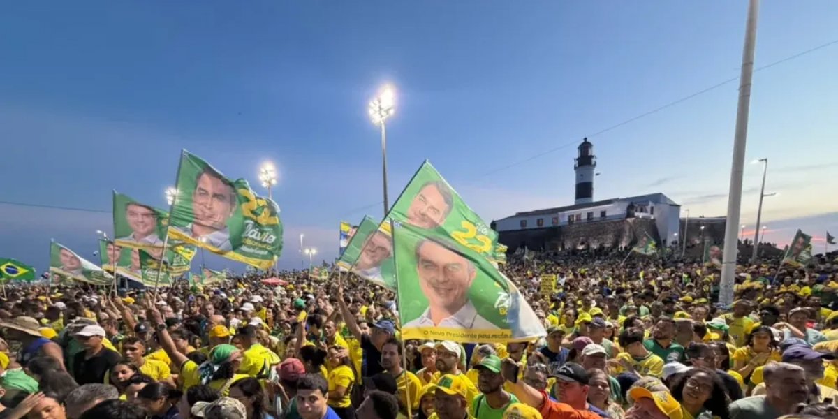 Flávio Bolsonaro vence em apenas quatro cidades da Bahia no segundo turno
