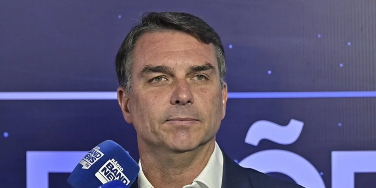 Flávio Bolsonaro chega aos EUA, afirma aliado de Trump