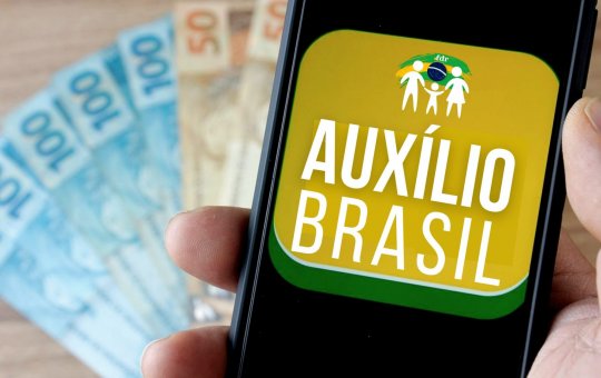 Auxílio Brasil: Caixa inicia pagamento do novo benefício nesta quarta (17)