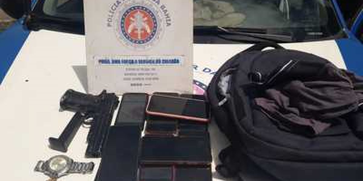 Suspeito é preso com pistola falsa após roubar ônibus em Pernambués