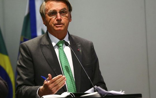 Governo dá aval ao Senado para transformar Auxílio Brasil em programa permanente