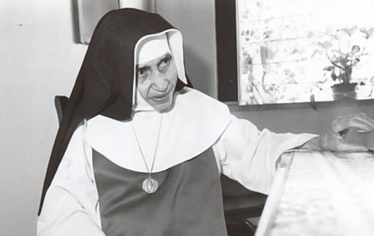 Feriado em homenagem à Santa Dulce dos Pobres é aprovado no Senado