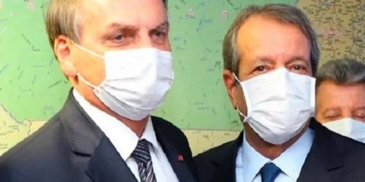 Filiação de Bolsonaro ao PL será assinada na terça (30)