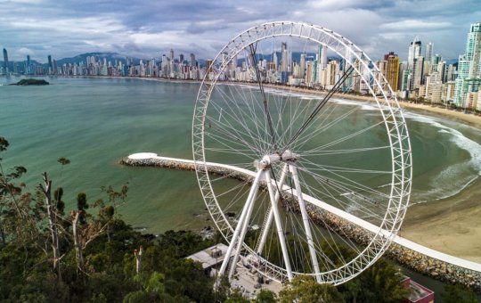 Bruno Reis anuncia que Salvador terá roda-gigante fixa de 84m no Comércio