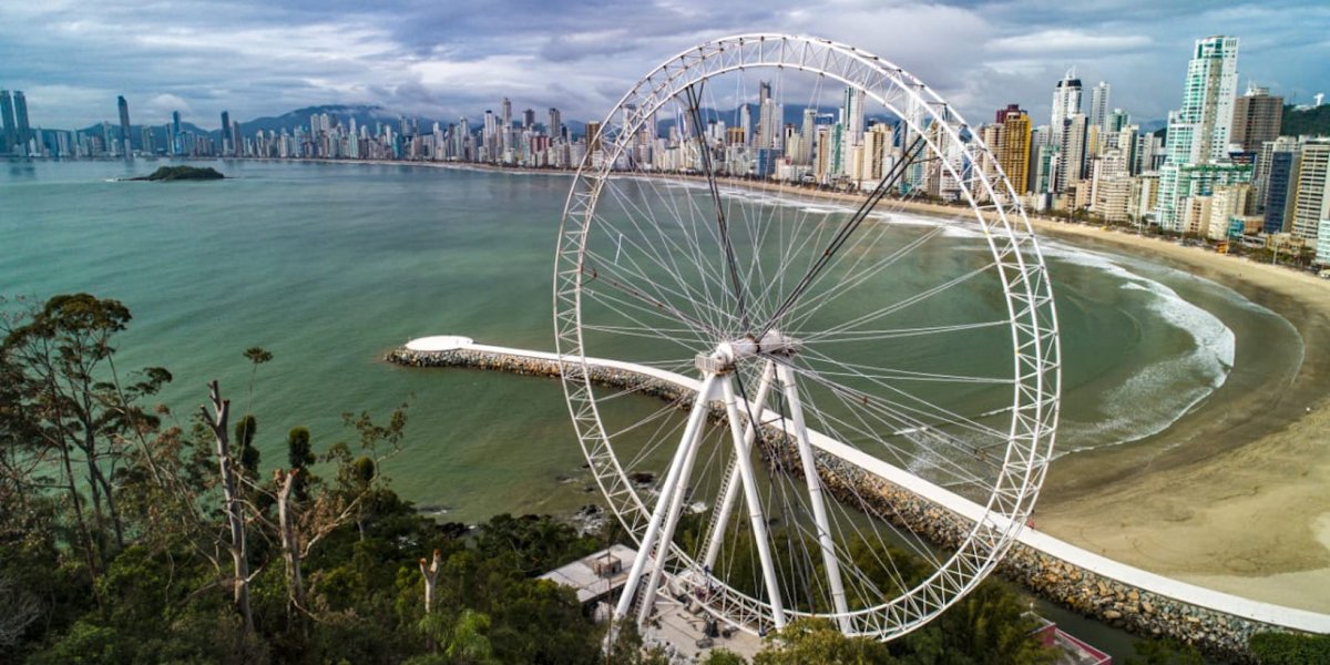 Bruno Reis anuncia que Salvador terá roda-gigante fixa de 84m no Comércio