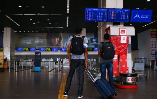 Anvisa suspende exigência de declaração de saúde para quem chega ao Brasil