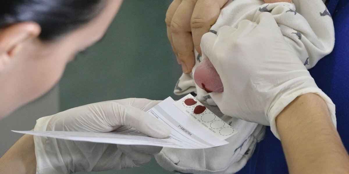 Bebês: Senado aprova projeto que amplia alcance do teste do pezinho