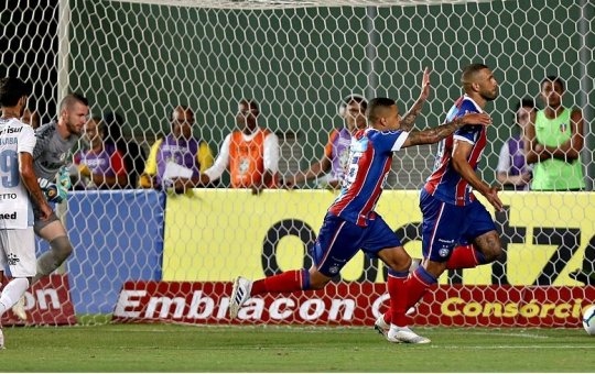Jogando em Salvador, Bahia e Grêmio têm histórico de confrontos equilibrado 
