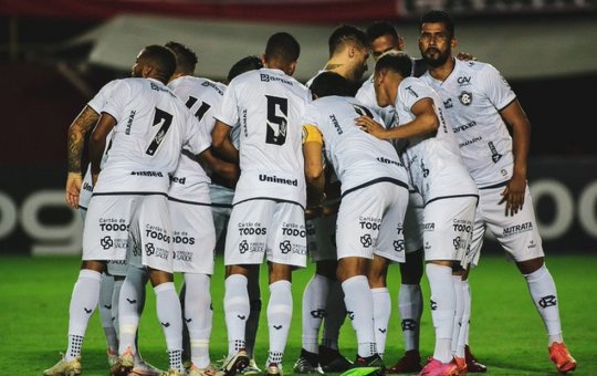 Brigando com o Vitória para fugir do Z-4, Remo promete bicho para atletas