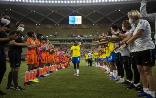 Após 26 anos de história, Formiga se despede da Seleção Brasileira