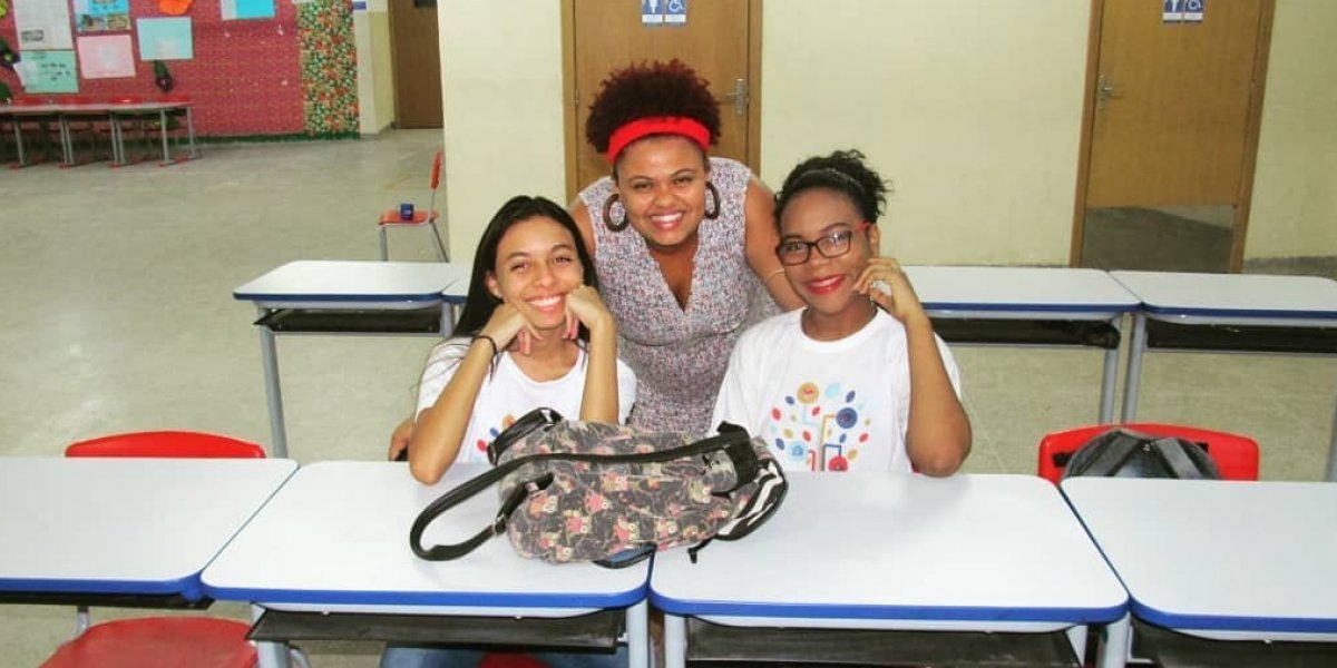 Enem 2021: Professora cria cursinho gratuito para alunos do Subúrbio de Salvador