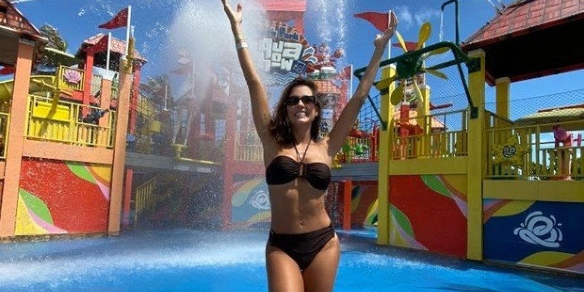 Deborah Secco celebra 42 anos no Beach Park com a família: "Especial"