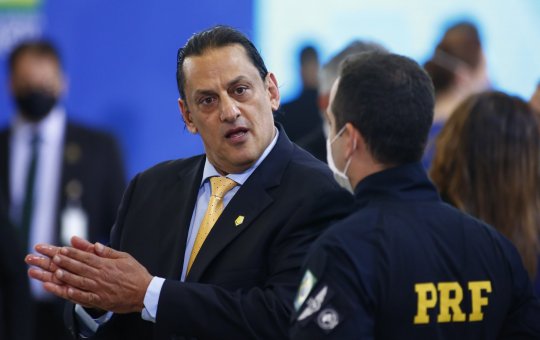 Sem comprovante de vacina contra Covid-19, Wassef é barrado no STF