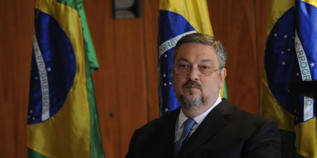 Desembargador anula condenação de Palocci em processo da Lava Jato