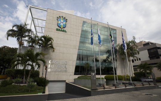 STJ suspende intervenção na CBF