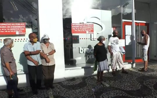 Agência bancária é arrombada e monitor é levado em Salvador