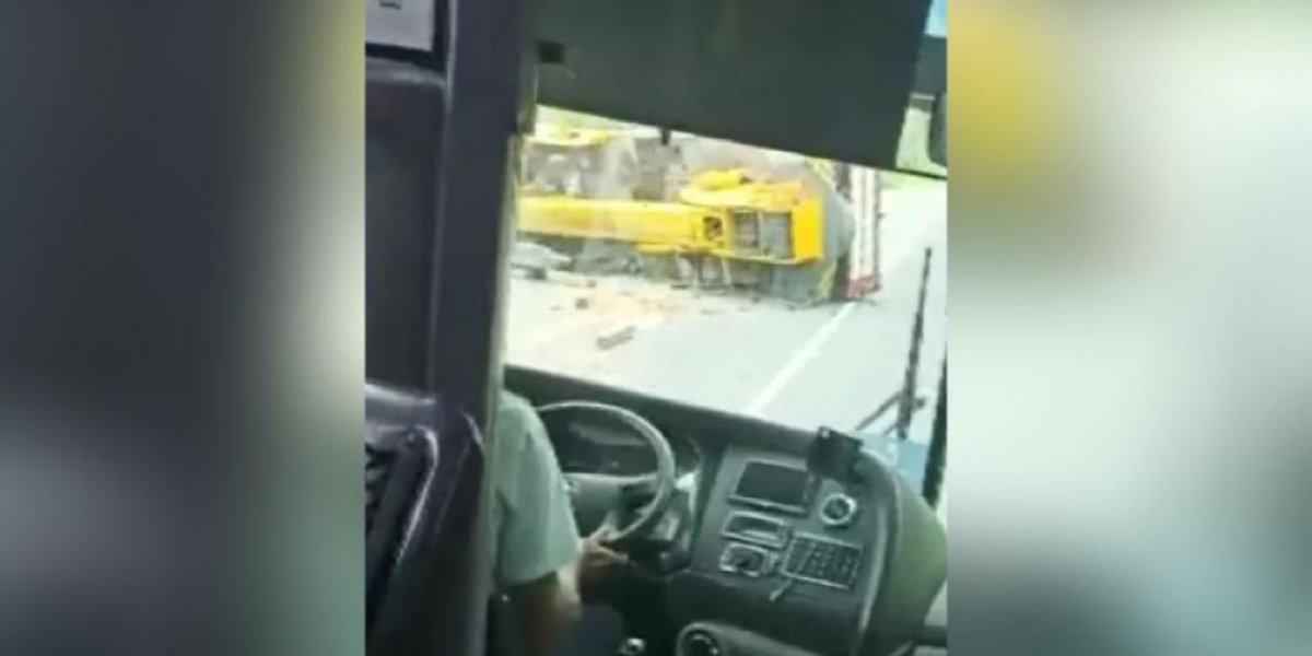 Caminhão perde o freio, tomba e interdita a BA-052