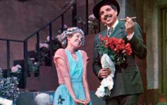 Professor Girafales era casado e vivia caso extraconjugal com Dona Florinda