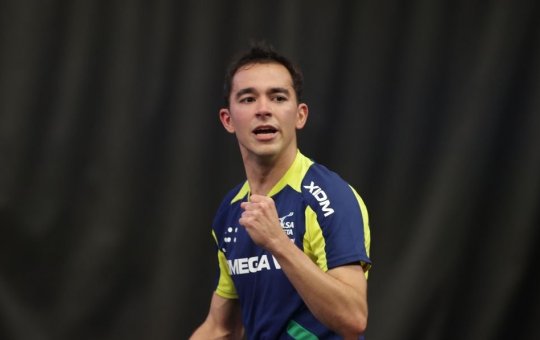 Tênis de mesa: Hugo Calderano encerra temporada histórica com bronze no Finals