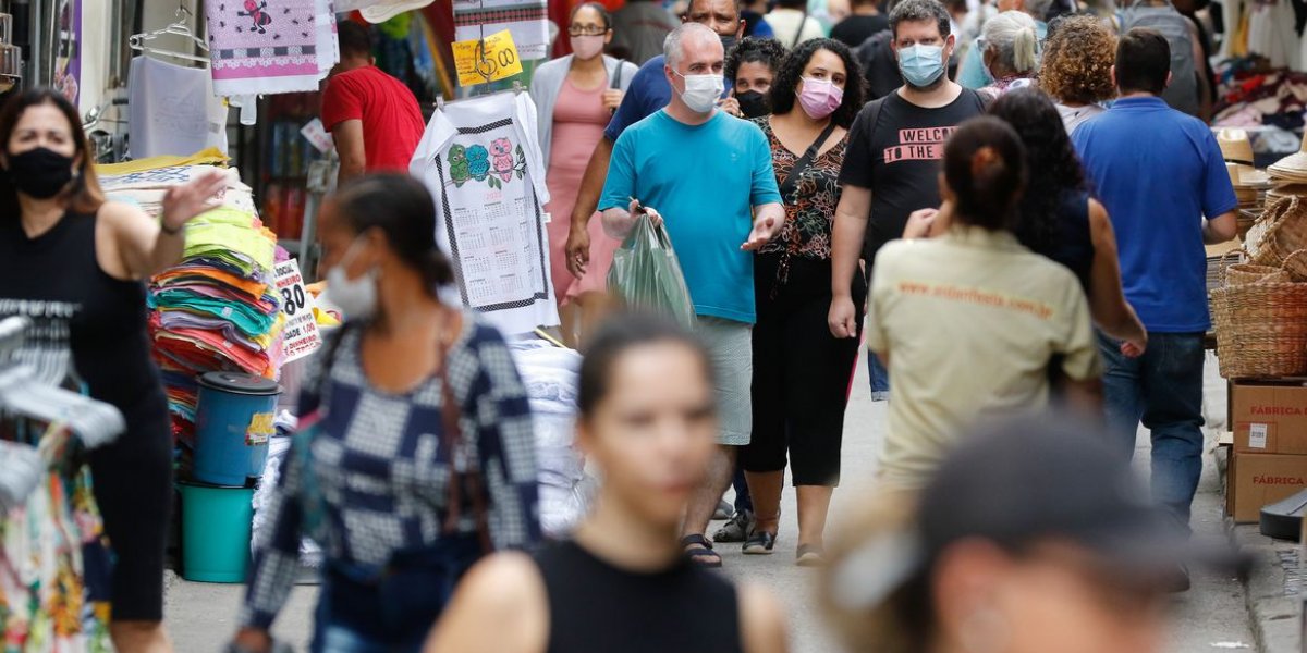 Covid: Brasil registra 4.385 novos casos nas últimas 24h