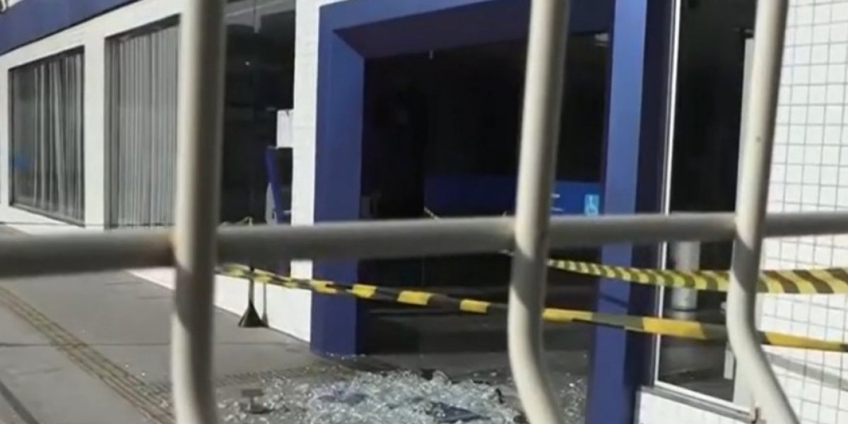 Mais uma agência bancária é atacada no Largo do Tanque