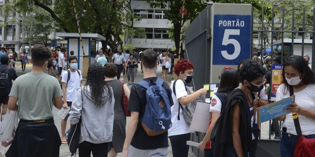 Projeto que estende validade de concursos é aprovado na Comissão do Senado