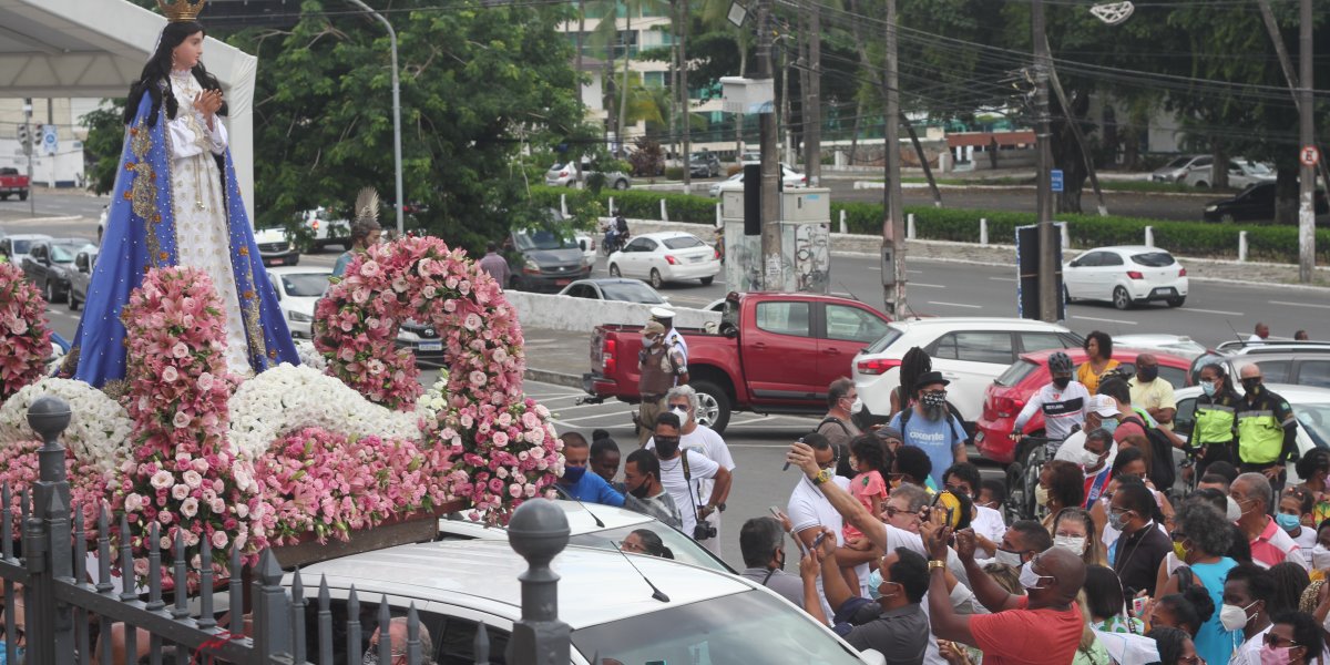 Fiéis voltam às ruas para homenagear Nossa Senhora da Conceição, em Salvador
