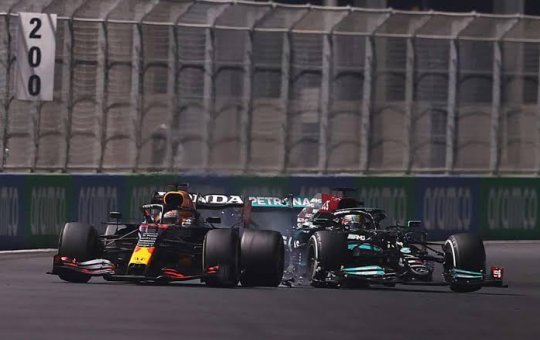Fórmula 1: Verstappen se queixa de tratamento injusto após punições