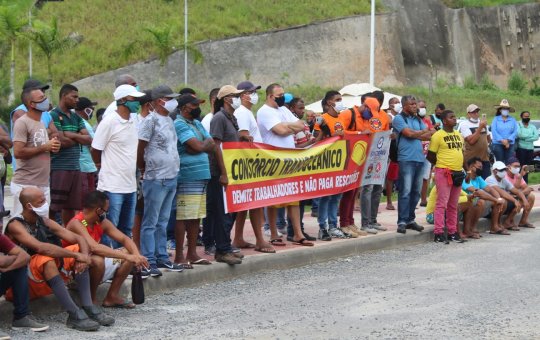Trabalhadores do Consórcio Transoceânico deflagram greve em Salvador 