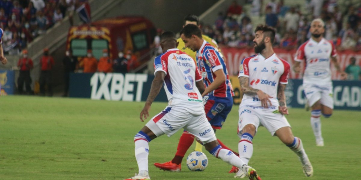 Bahia perde para o Fortaleza de virada e está rebaixado para a Série B