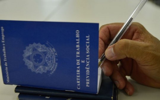 Simm oferece 141 vagas de emprego em Salvador nesta sexta-feira; confira